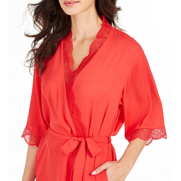 Lace Trim Short Robe - Picture 3 of 3